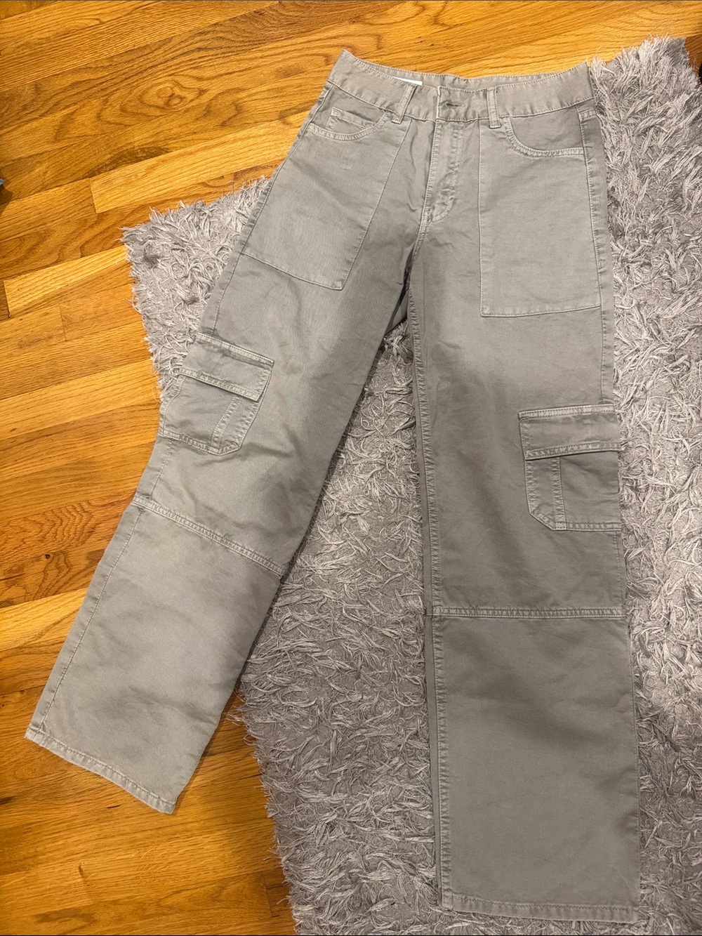 Women’s Gray Cargo Pants - Utility Pocket Workwear